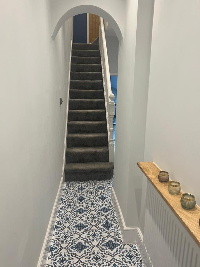 Luxury 2 Bed Apartment Great Location Stoke-on-Trent Exterior foto