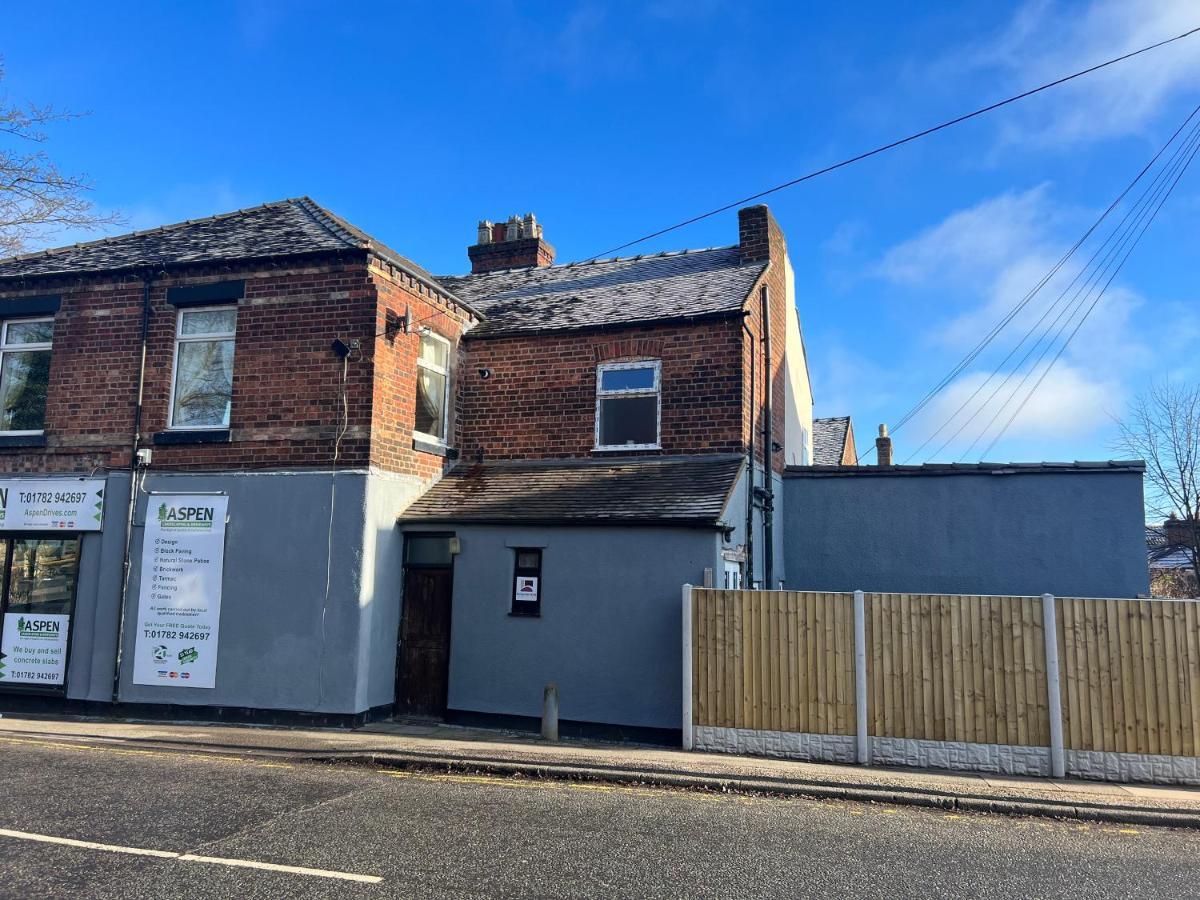 Luxury 2 Bed Apartment Great Location Stoke-on-Trent Exterior foto